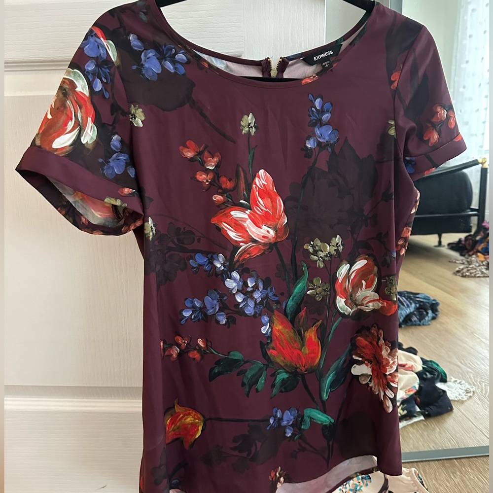 Express floral work shirt. Maybe work once. Like new